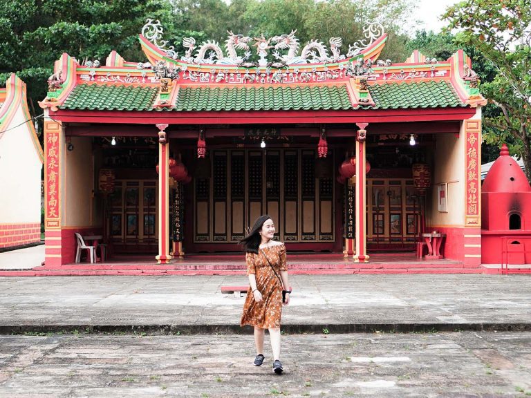 lau ya keng temple bintan